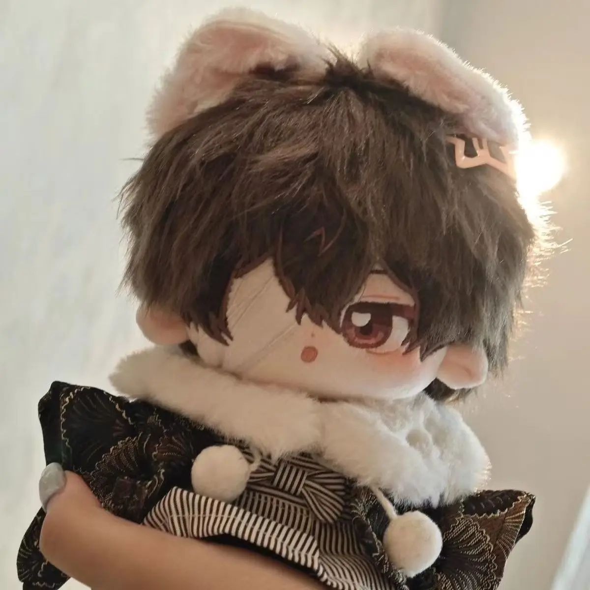 

Фаршированная 20 см аниме Бунго Бродячие собаки Twin Dark Dazai Osamu, красивый мальчик, плюшевая кукла, хлопковые игрушки, платье, косплей для детей