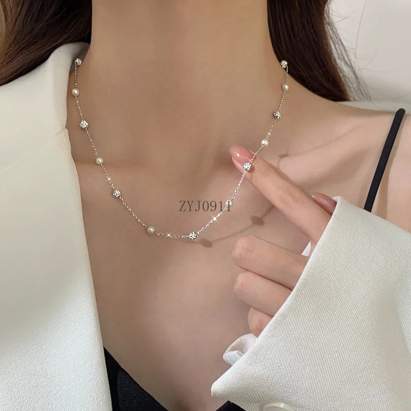 925 スターリングシルバーパールネックチェーンライト高級秋冬ネックレス新しい人気の鎖骨チェーン女性