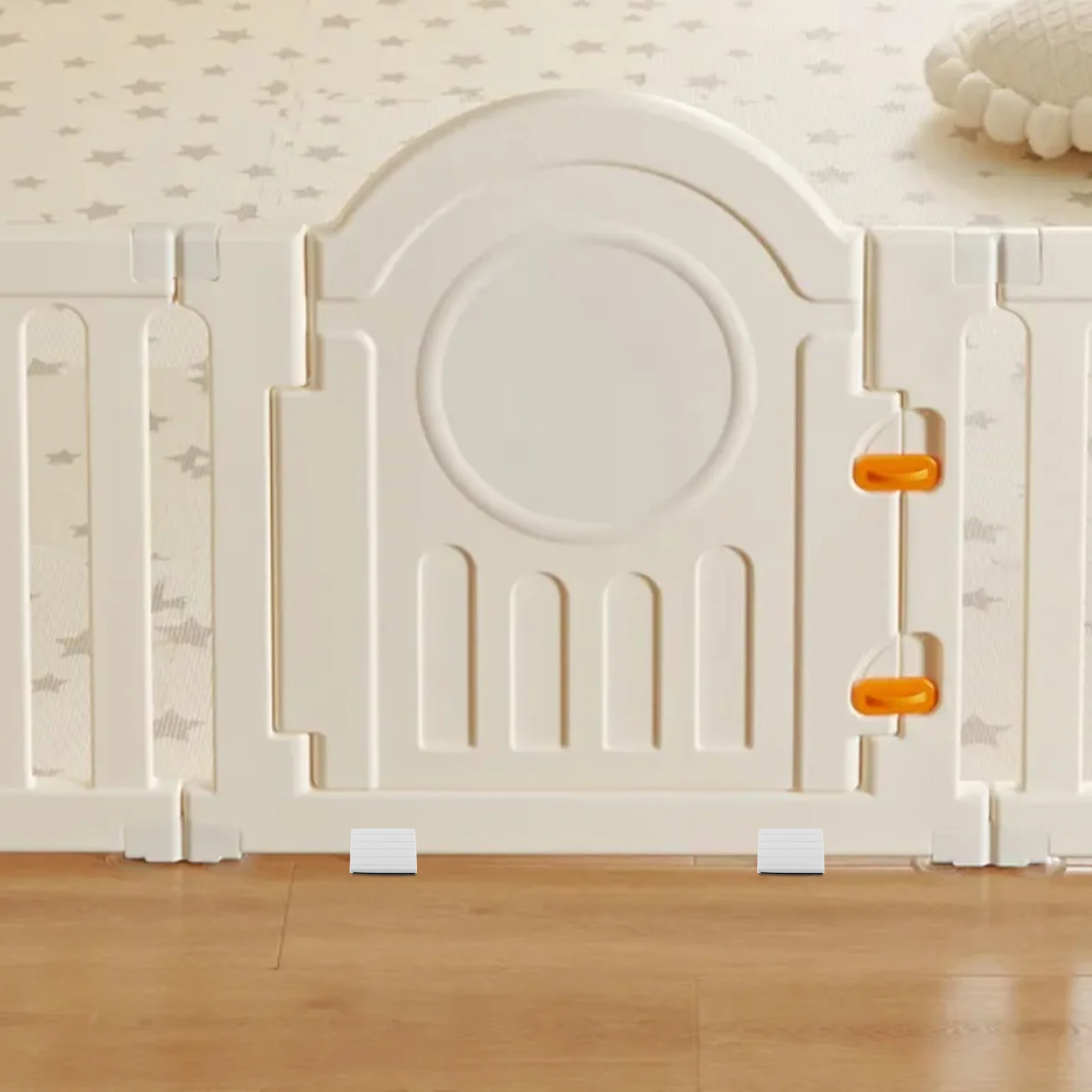 

4pcs Safety Gate Stabilizer Base For Child Pet Fence Durable Triangle Support Feet White