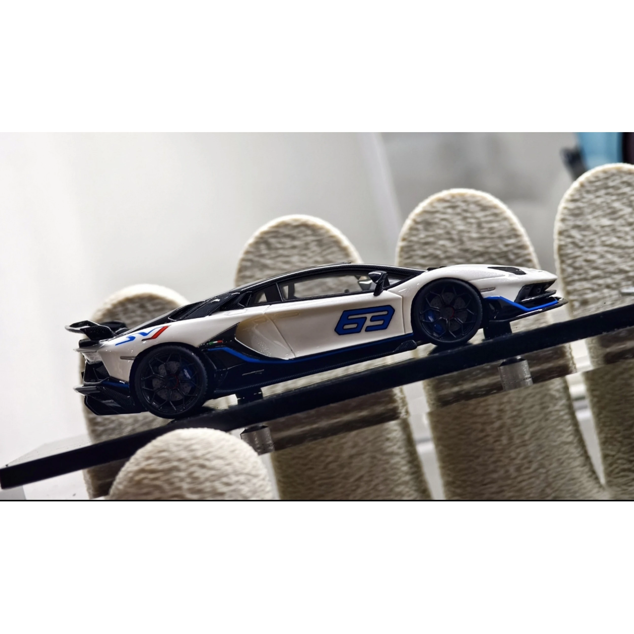 GW God Wealth 1:64 Aventador SVJ Diecast Model Car Resin Limited edition New product