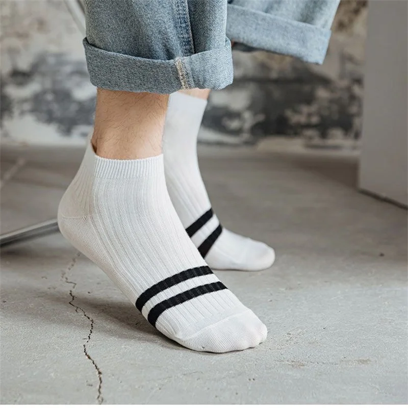 5 Pairs Summer Cotton Man & Woman Short Socks Fashion Breathable Boat Socks Comfortable Casual Socks White and Black