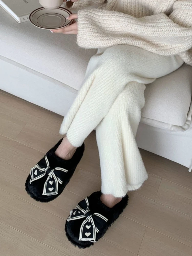 ​ Bonito doce feminino coração fechado dedo do pé chinelos de algodão feminino uso doméstico antiderrapante quente pelúcia sapatos pós-parto com arco outono inverno ​