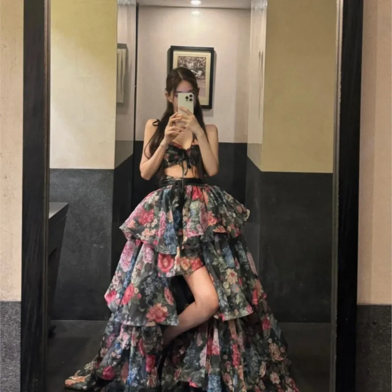 

A niche design sense printed strapless slit seaside long halter floral dress