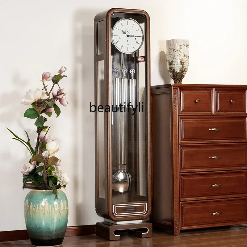 

New Chinese floor clock, retro, light luxury, atmospheric, mechanical vertical European pendulum clock in the customer hall