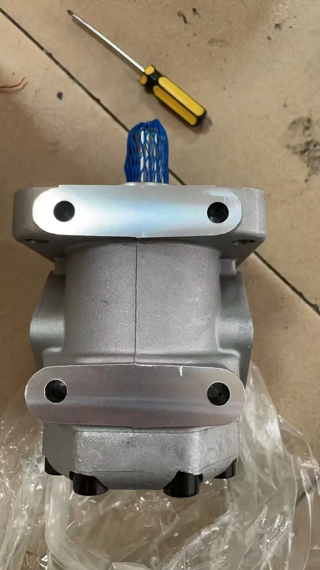 

Excavator Spare Parts GP2-85AB Hydraulic Pump KP05110CHFS