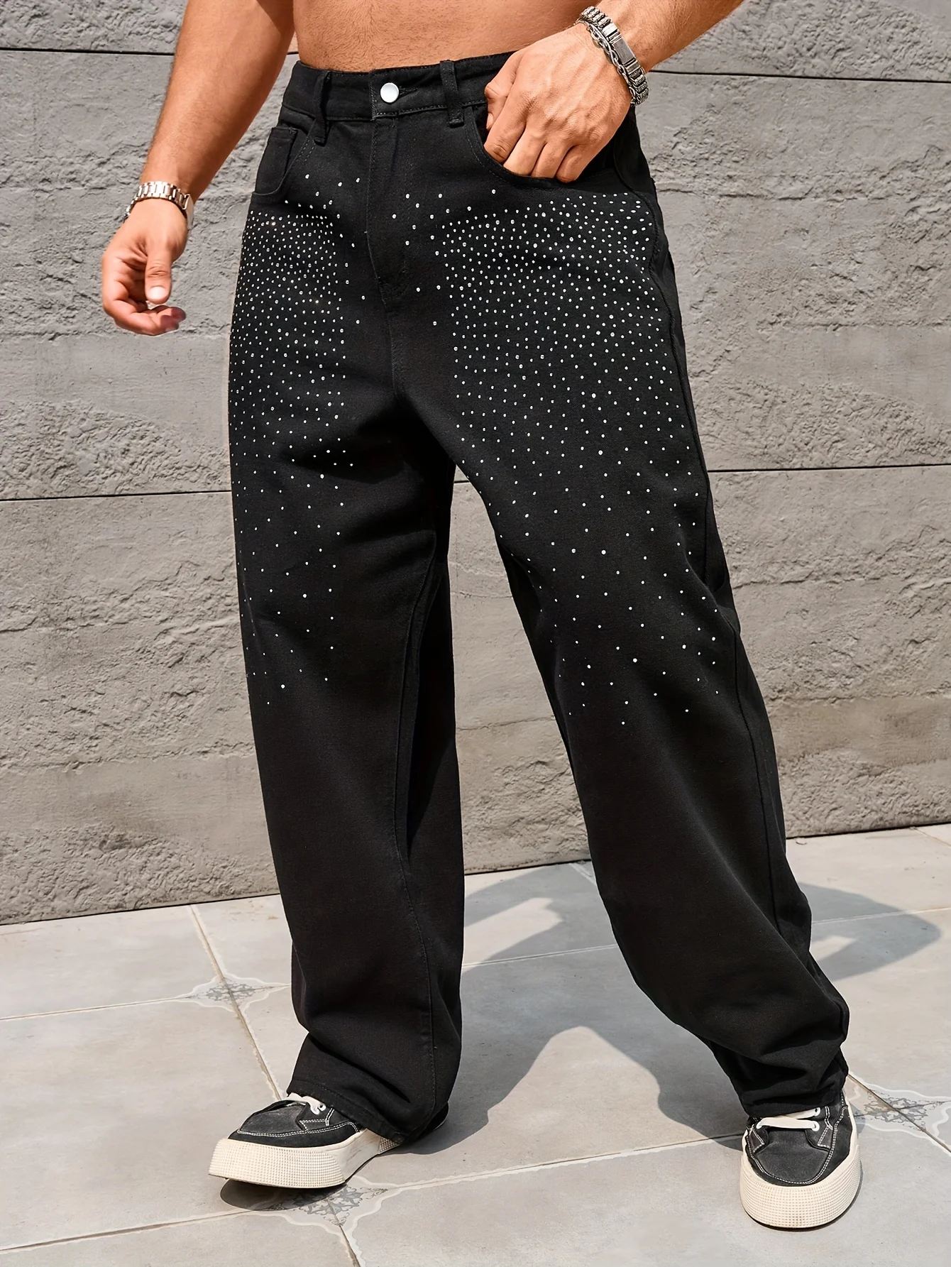 

Мужские черные повседневные джинсы свободного кроя со стразами