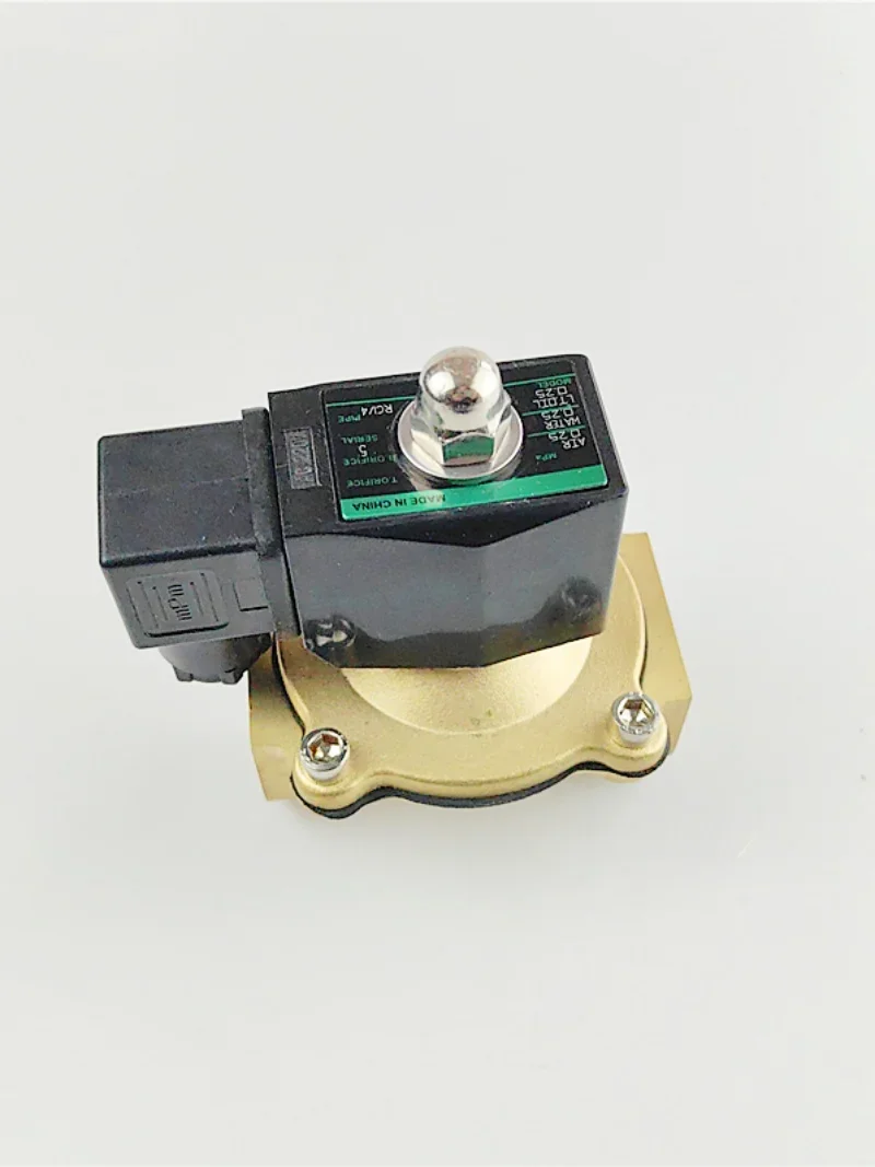 CKD pneumatic solenoid valve ADK11-15A-02E 20A-02E CKD11-25A-02E DC24V