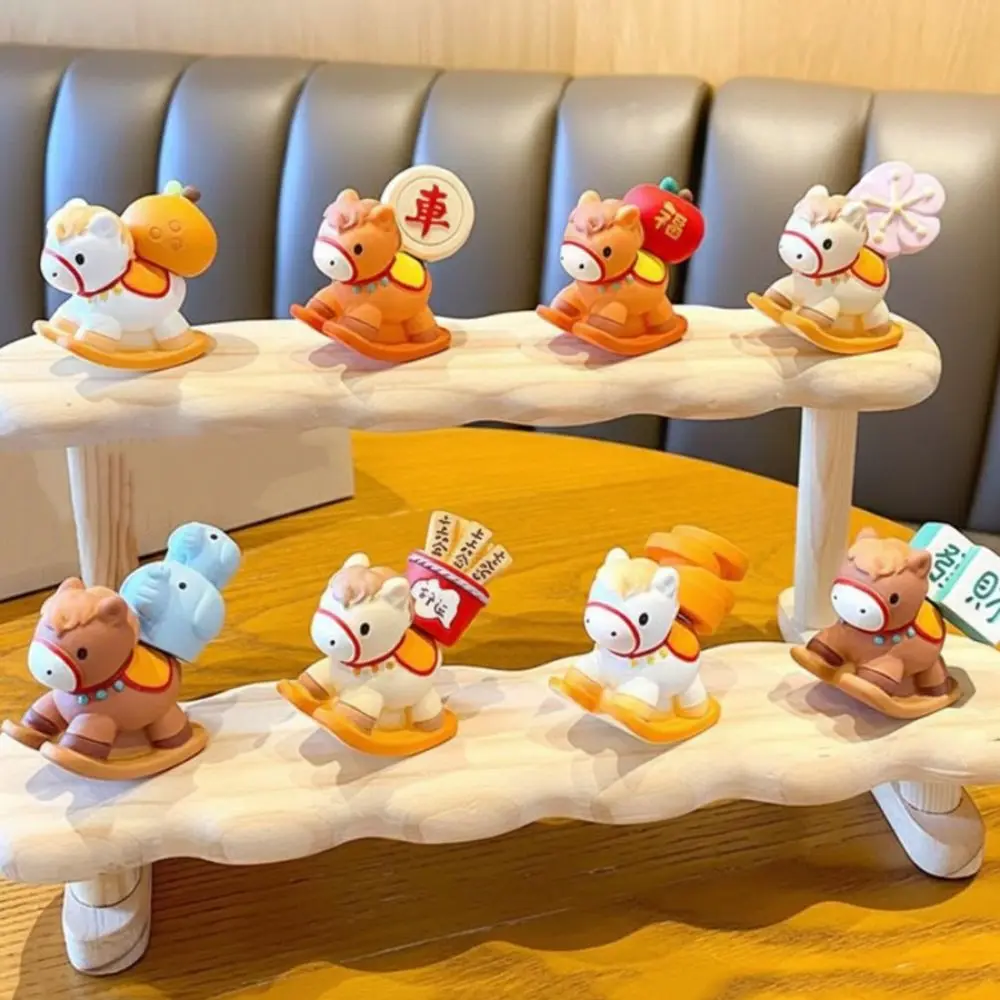 Desenhos animados 2026 cavalo ano mascote ornamentos fortuna resina zodíaco cavalo estatuetas pequeno bonito cavalo figuras ornamento