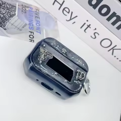 Punk rock headphone case protective cover, retro silver angel wing heart-shaped decoration, headphone protective cover with ring