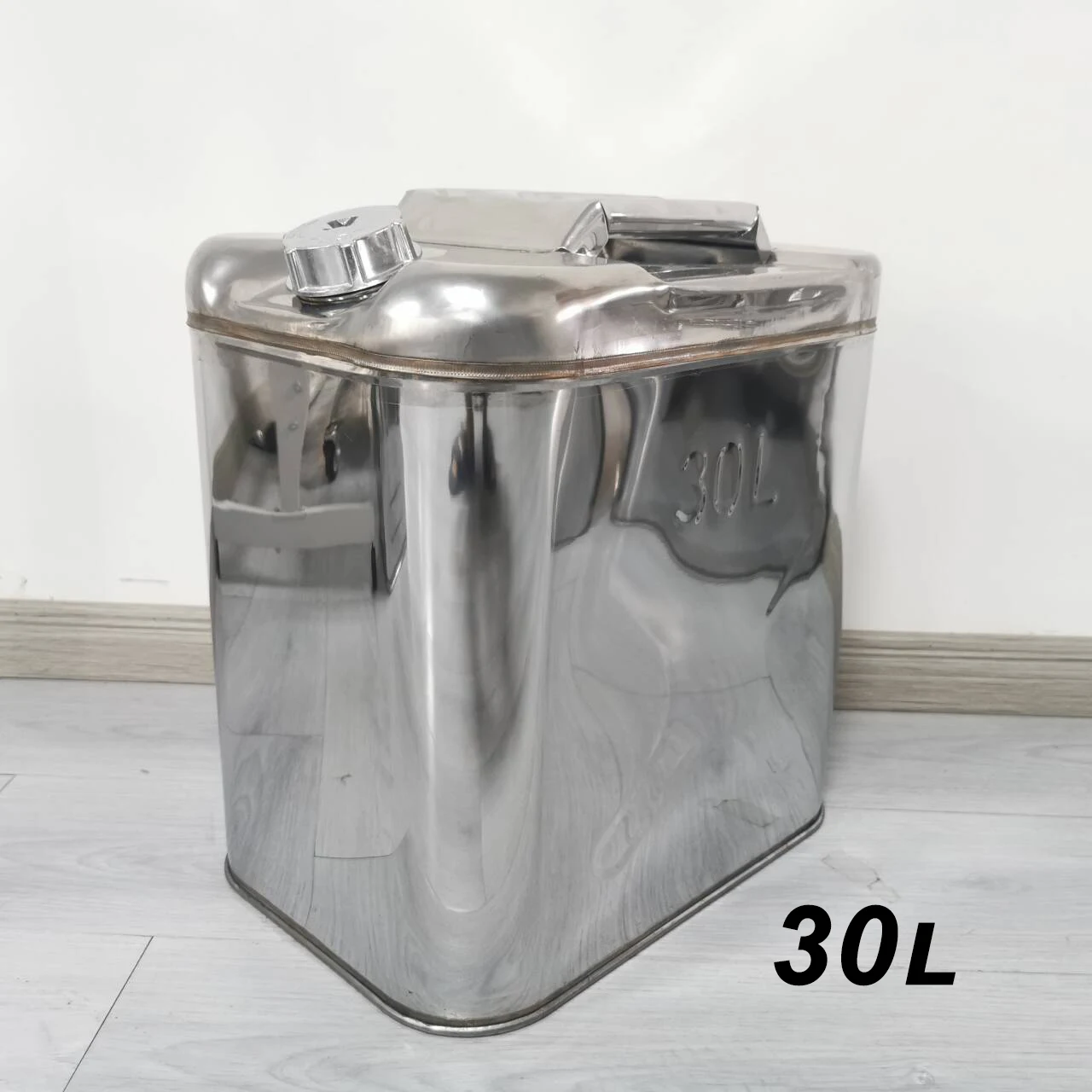 Stainless steel oil drum 30L Vertical Fuel Tank Auto parts Motorcycle accessories Reserve tank Gasoline tank Oil pot Gas Station