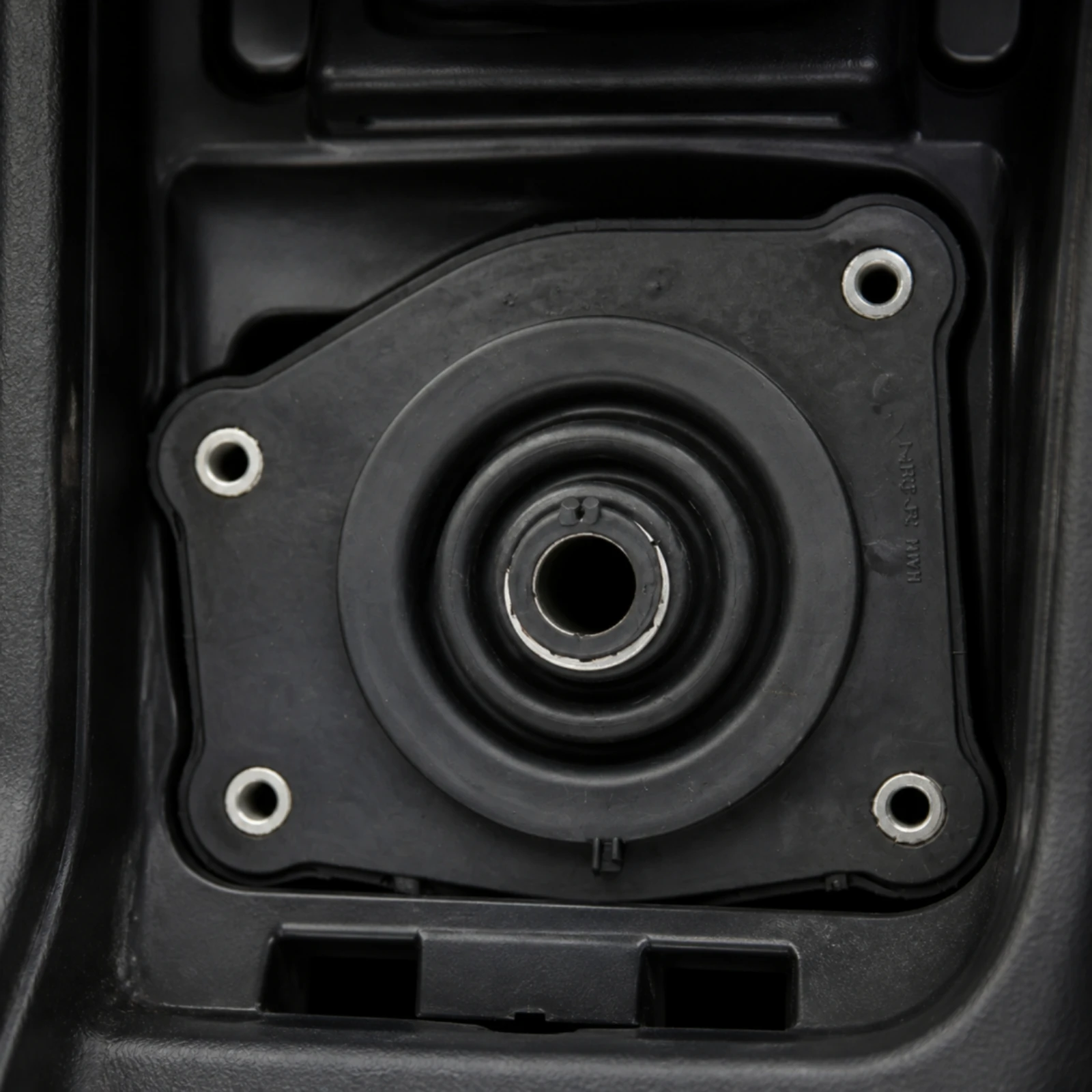 Roadster MX-5 Shift Lever Dust Boot Replacement NA01-64-481B Shift Boot Automotive Part Noise-Reducing Sleek