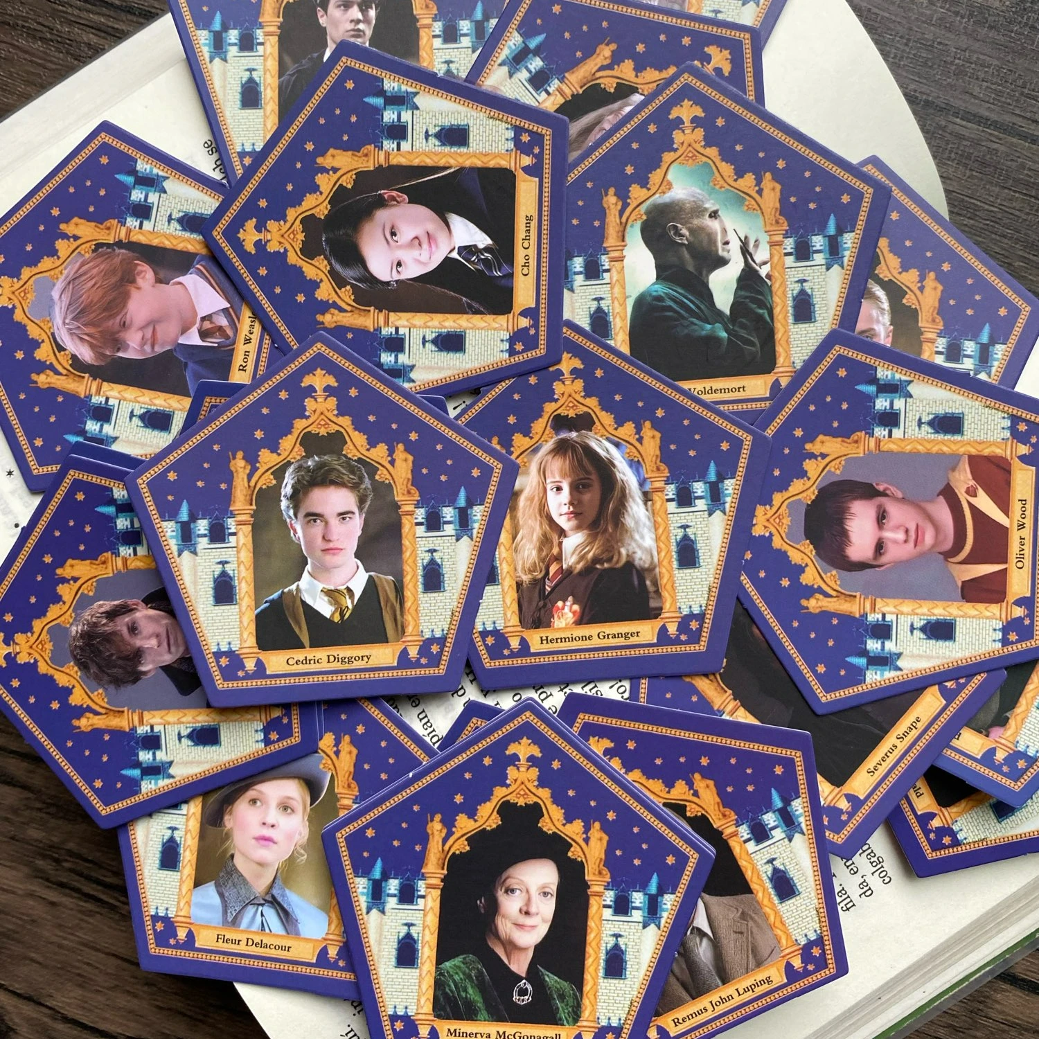 22 pz Anime Carta Giocattoli Rana Al Cioccolato Mago Harries Hermione Carte Hogwarts Cosplay Puntelli Del Partito Potters Collezione Per Bambini