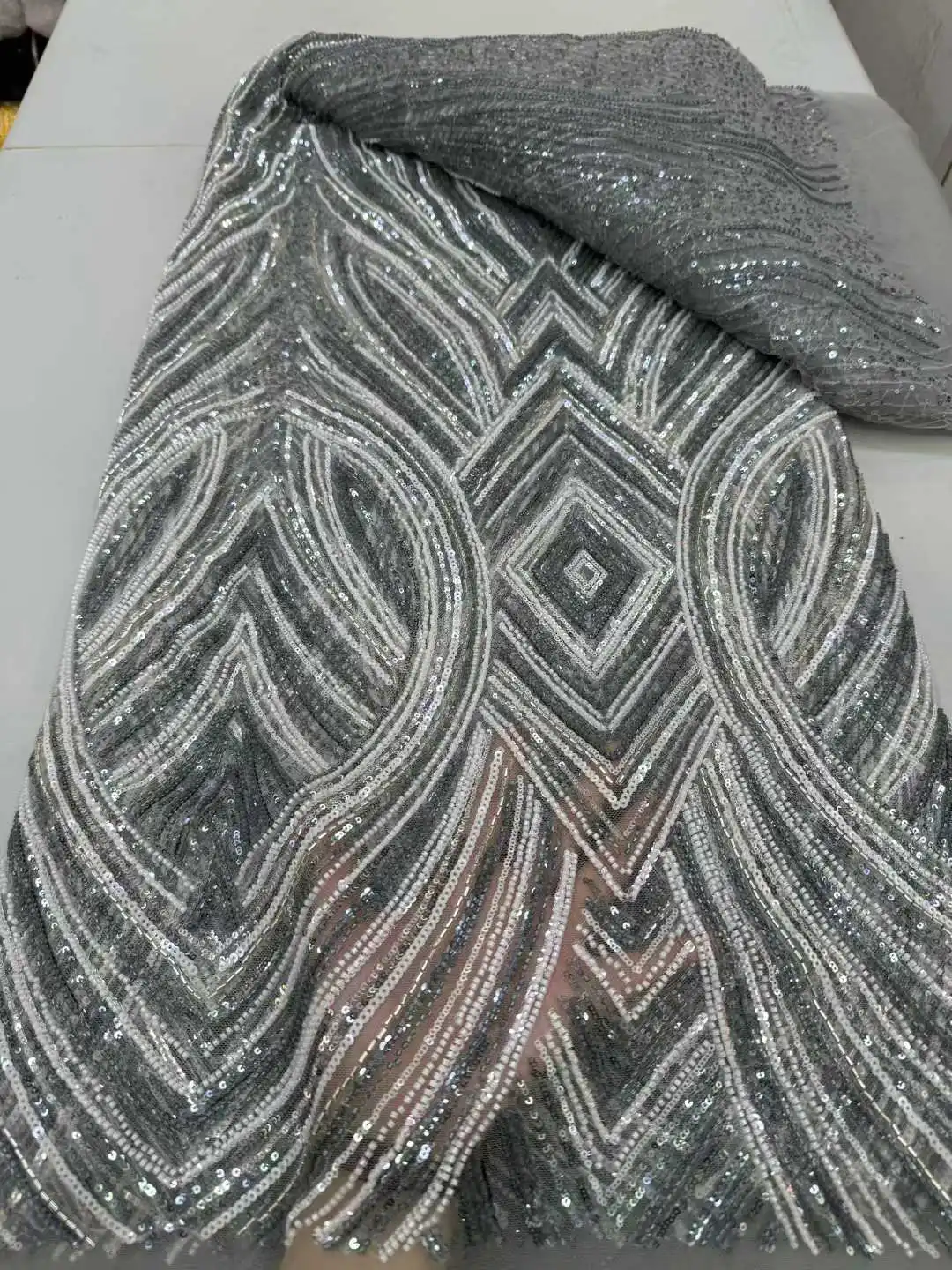 Nieuwste kralen Afrikaanse kant 2025, hoge kwaliteit pailletten, Nigeriaanse Franse tule stof, borduurwerk voor damesjurken