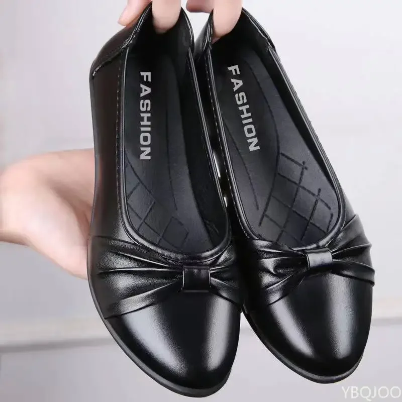 Low heeled light mom Shoes Waterproof Bow Flats Soft soled comfort Women\'s shoe Casual non slip leather shoes Zapatos Mujer