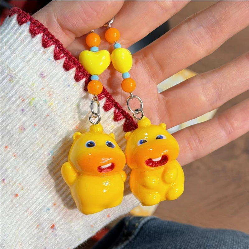 

Милый 3D-брелок в виде капибары, оригинальный забавный кулон, средний размер, бисерный шарм, аксессуар для телефона