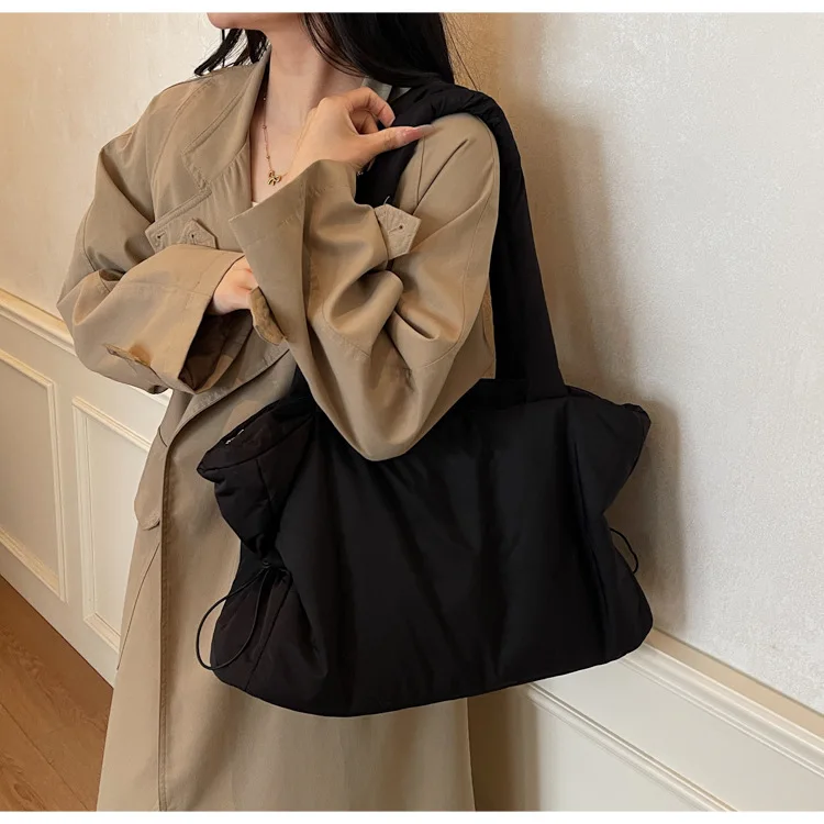 Herbst Winter Baumwolle Umhängetasche Frauen Stilvolle Tote Satchel Handtasche Geräumige Nylon Geldbörse für Arbeit Pendeln und Reisen – Detail 22