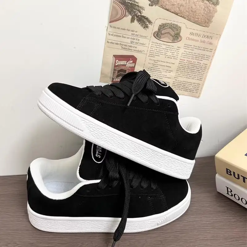 Sizes 35-44 Couple Shoes High Quality Korean Versatile Casual Sneakers Womens Trendy 2026 New Student Sports Shoes Couple Bread image 2