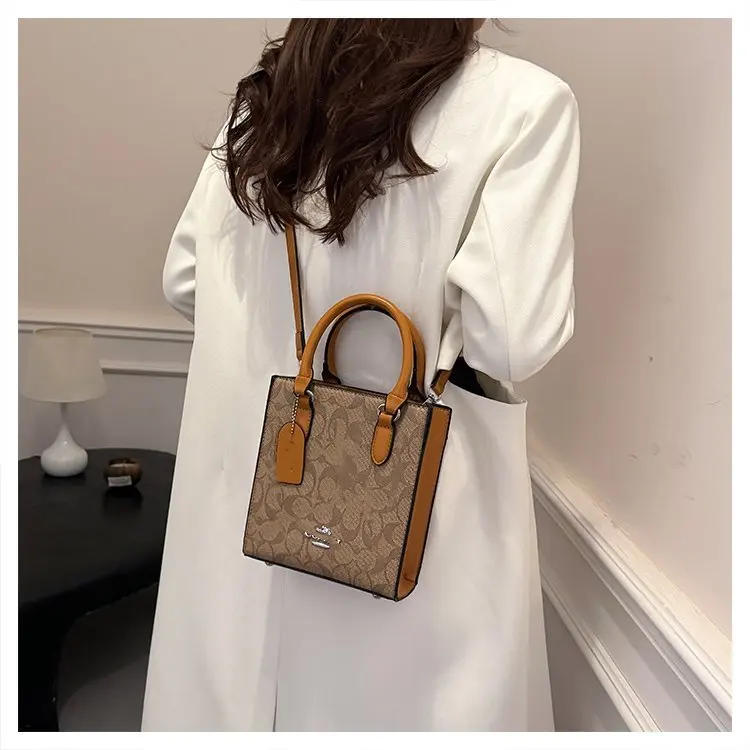 حقيبة حمل مطبوعة كلاسيكية جديدة للنساء، حقيبة كتف قماشية عصرية، محفظة كروس متعددة الاستخدامات للاستخدام اليومي، حقيبة يد ريترو شيك