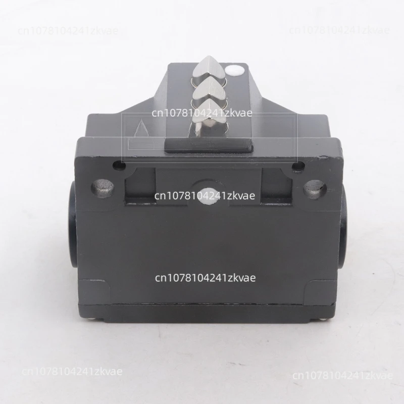 stroke switch BNS028J BNS 819-B03-D12-61-12-3B waterproof machine tool limit open