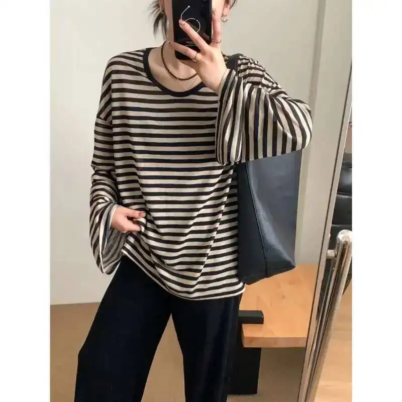 

Spring Contrasting Striped T-shirt Women Loose Round Neck Long Sleeve Casual Pullover Tops