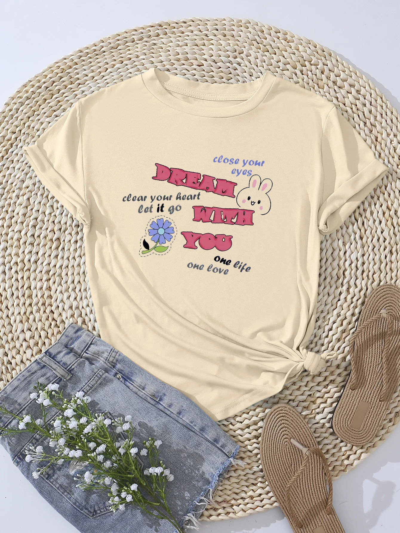 

Summer women's T-shirt cute letter print