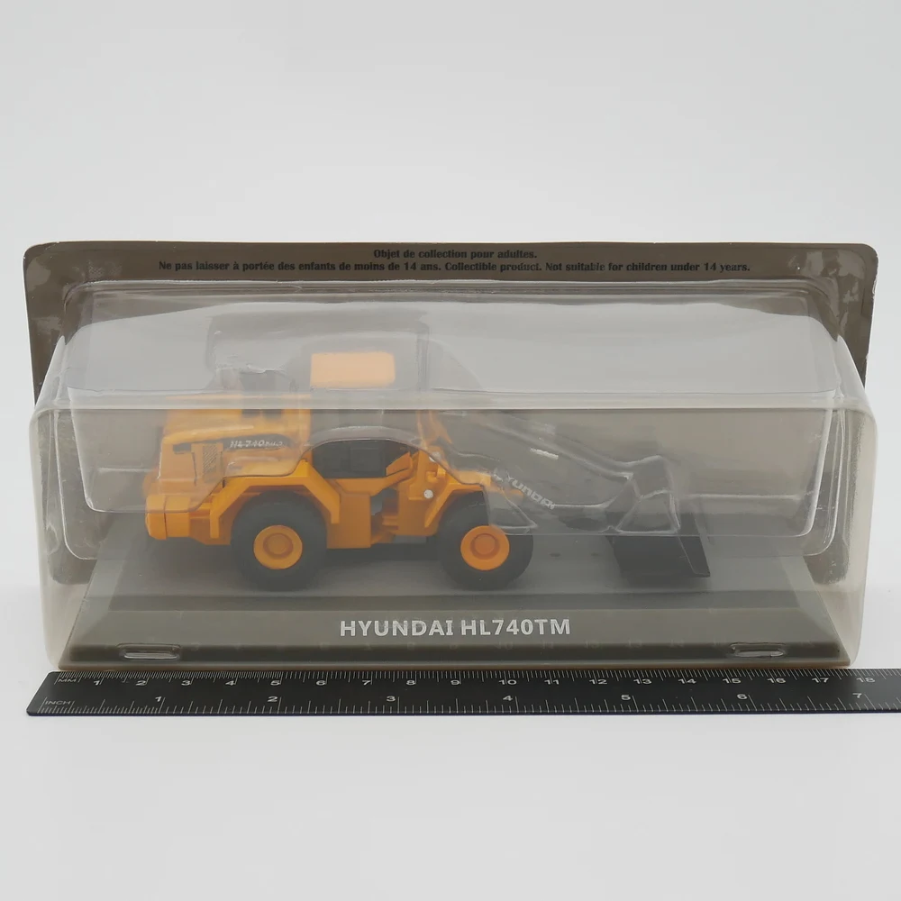 

Diecast IXO 1:72 Scale Hyundai HL740TM Modern Forklift Construction Vehicle Alloy Car Model Collectible Toy Gift Souvenir