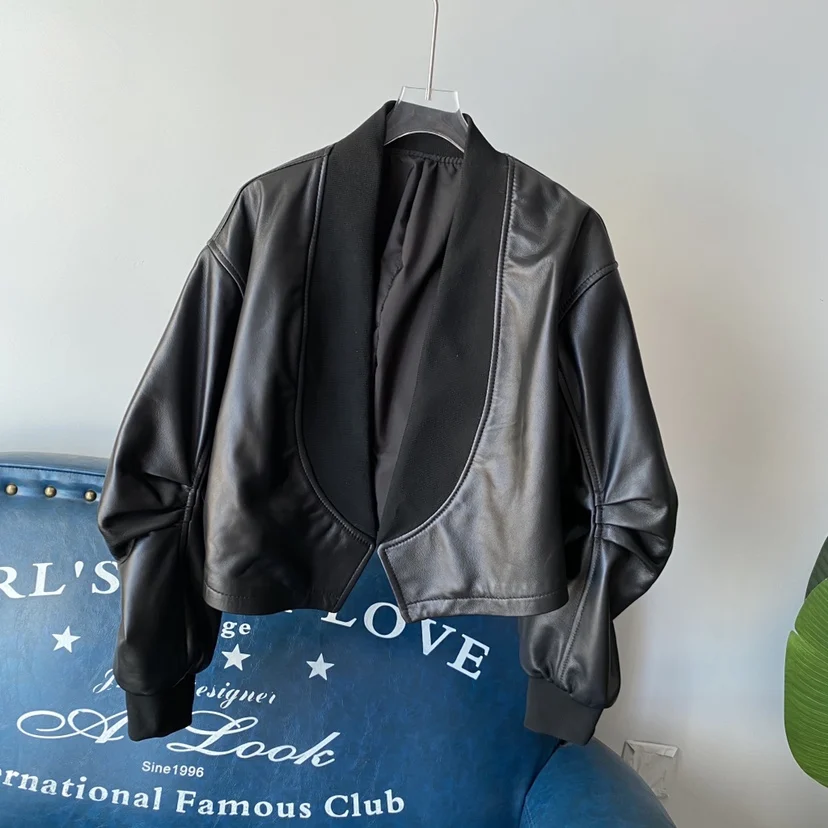 معطف جلد نسائي من Faionable تقسم ort eepskin Jaet لخريف 2024 جديد Sle V-Ne طويل Sve ملابس خارجية للتخسيس