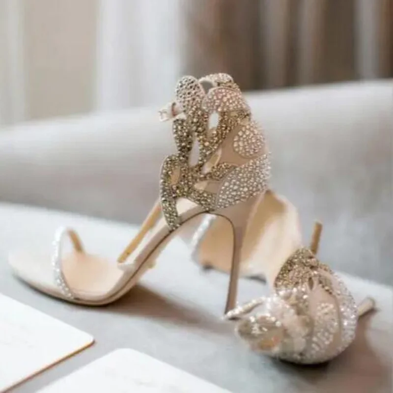 

Bling Bling Crystal Embellished Wedding Shoes Bride Cut-out Ankle Strap Gladiator Heels Ladies Dress Shoe Elegant Ladies Sandals