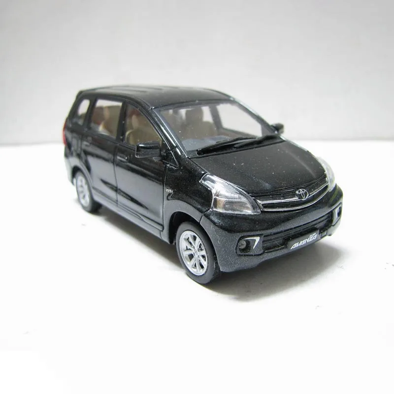 1:43 Scale 2011 Avanza G Alloy Car Model