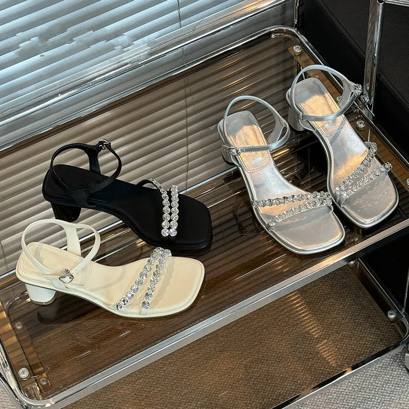 

Женские сандалии, Новинка лета 2024, белый цвет, искусственная кожа, квадратный носок, Хрустальный ремешок, пряжка, высокий каблук-шпилька, акриловая модная женская обувь