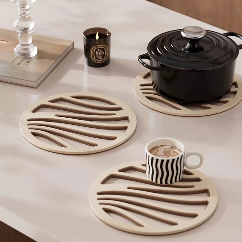 

LMM silicone dining table mat anti-scalding and high temperature resistant advanced sense creative coaster