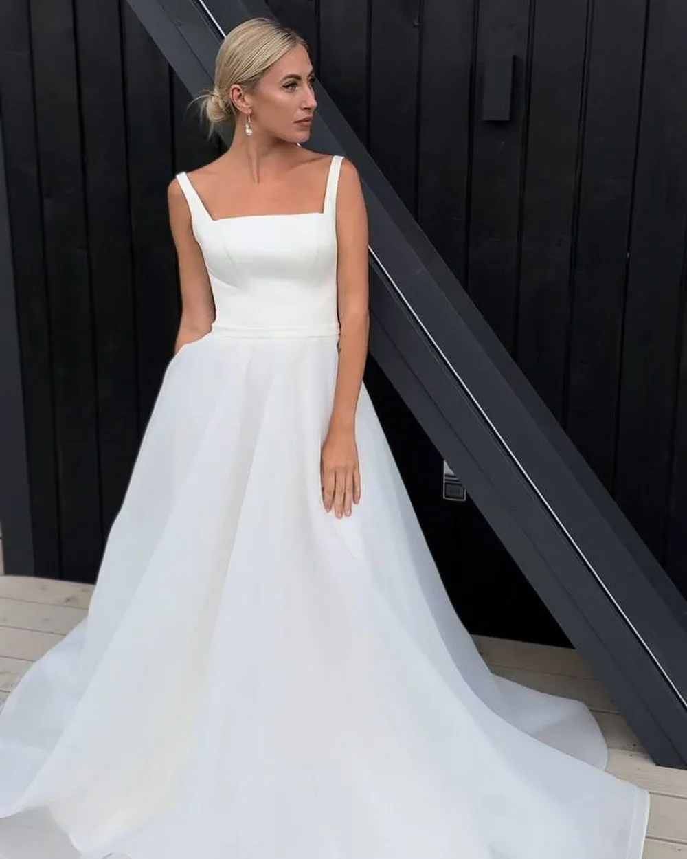 Abito da sposa elegante per donna 2025 A-Line senza spalline aperto sul retro Abito da sposa civile su misura Abito da cerimonia nuziale