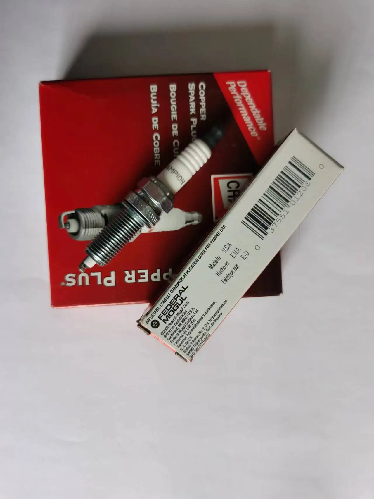 CHAMPION BRAND RER8MC SPARK PLUG COPPER 4 PIECES FOR KIA/HYUNDAI GMA ENGINE