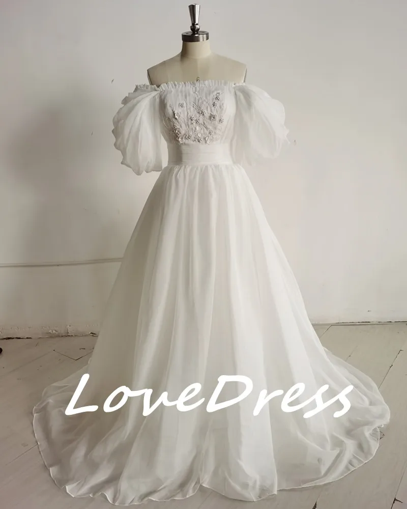 Customized Boho Off The Shoulder Princess Wedding Dress Sweetheart Appliqued Puff Sleeves Bride Dress A-Line Backless Bride Gown