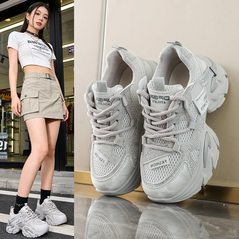 أحذية رياضية نسائية كورية عصري - مراجعة Women'S Fashion Trends Spring 2026 وسعره
