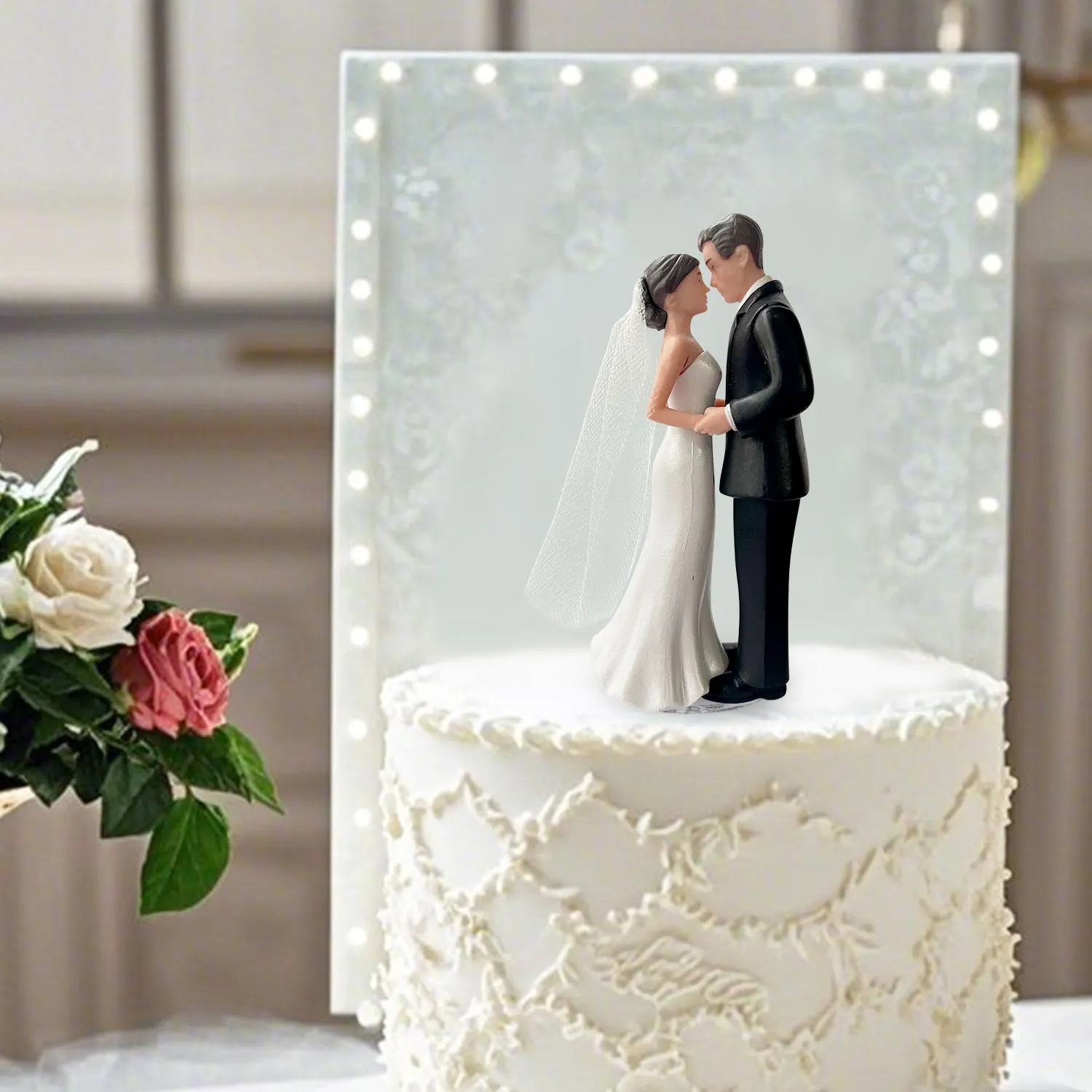 Eleganter Hochzeitstortenaufsatz für Braut und Bräutigam mit Schleier, 10,2 cm – Jubiläum, Brautparty, Verlobungsfeier-Dekoration – Detail 4