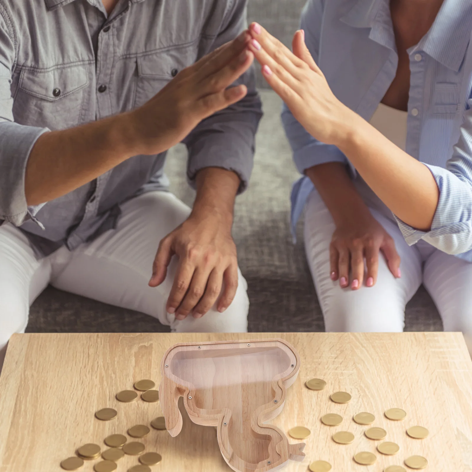 ドラゴン型の貯金箱 子供用 木製動物貯金箱 透明な窓付き コイン収納 男の子 女の子 子供用