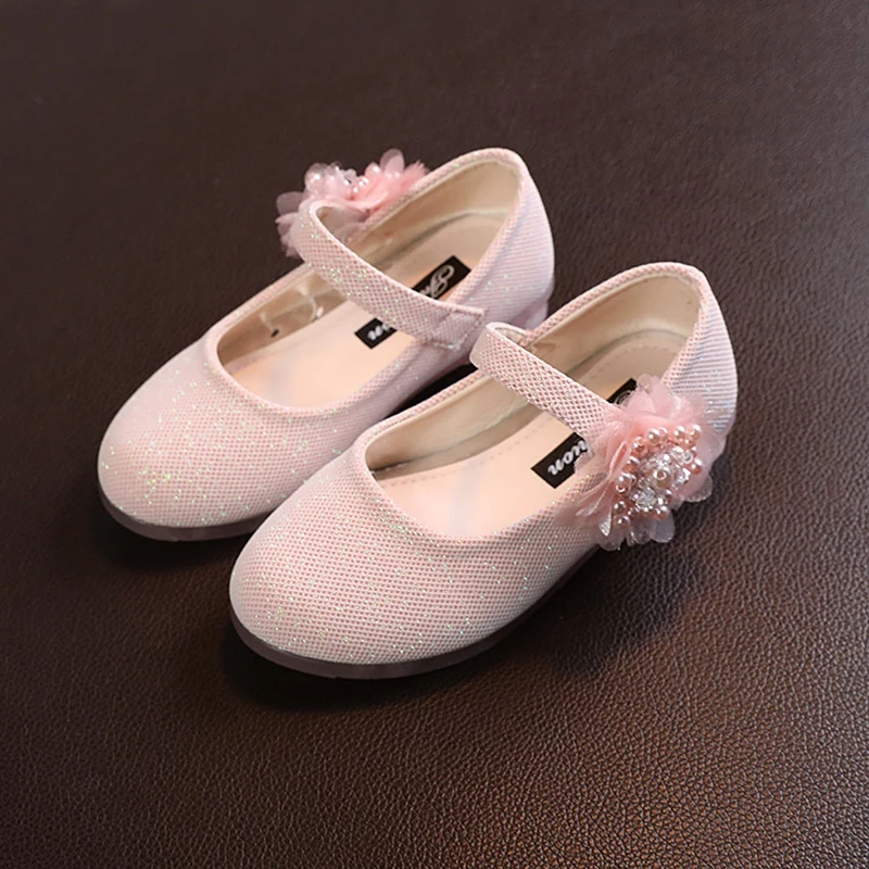 Girls Leather Shoes Children Shoes Sweet Pearl Flower Kids Princess Sandals Soft Sole Girl Shoes for Dance Party Birthday