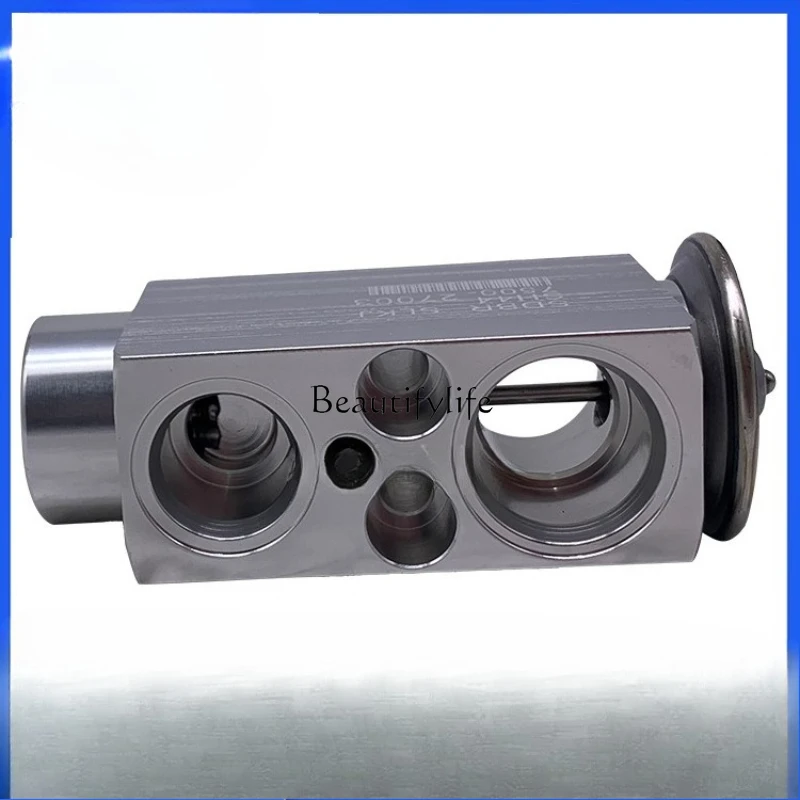 

*parts and accessoriesAutomobile AC expansion valve 64116921051