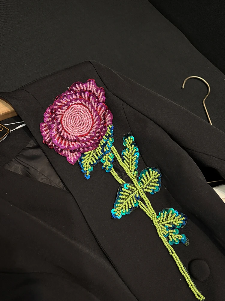 Fashion Beaded Sequin Design Temperament Suit Jackets Women's 2025 Spring New Fashion Tailored Coats V-neck Flower Nice Blazers