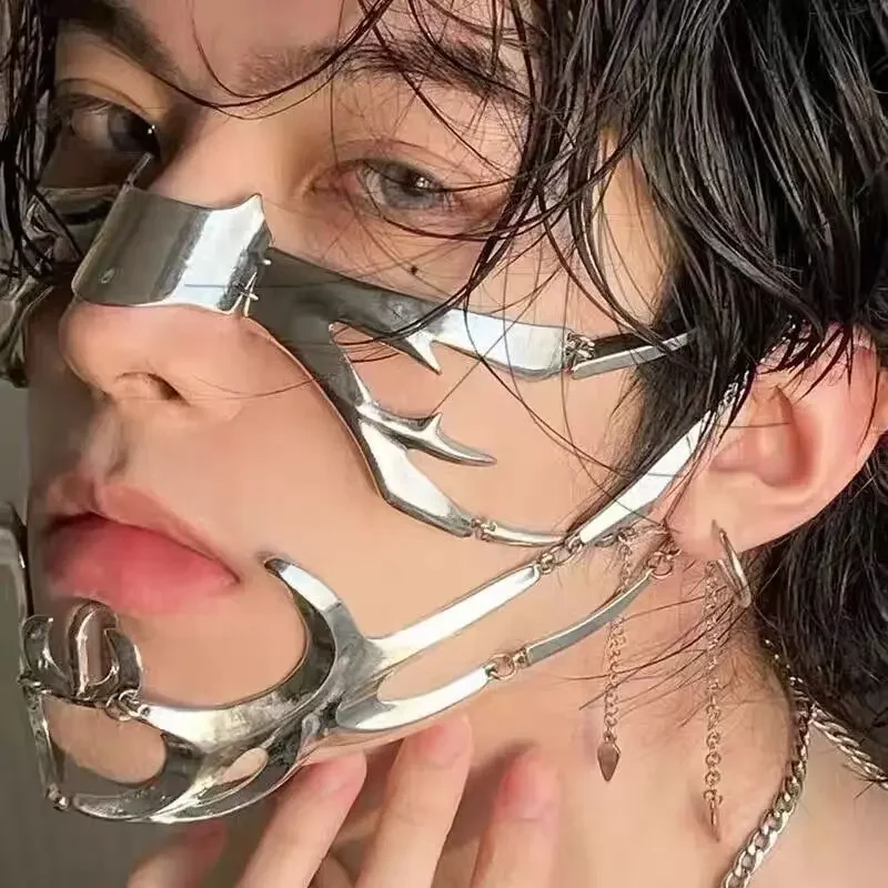 Imagen 3: Máscara de media cara de metal punk - Accesorio de cosplay estilo alienígena mecánico para hombres y mujeres