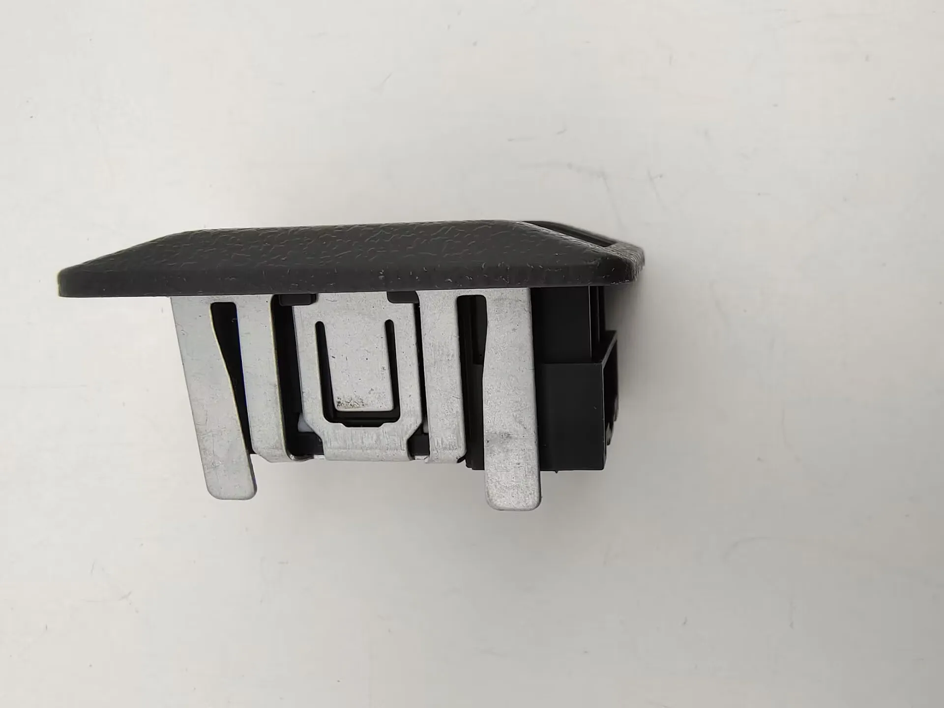 Suitable for Jinbei Sea Lion glass lifter switch, Futian Scenic Golden Dragon Jinzu electric window button