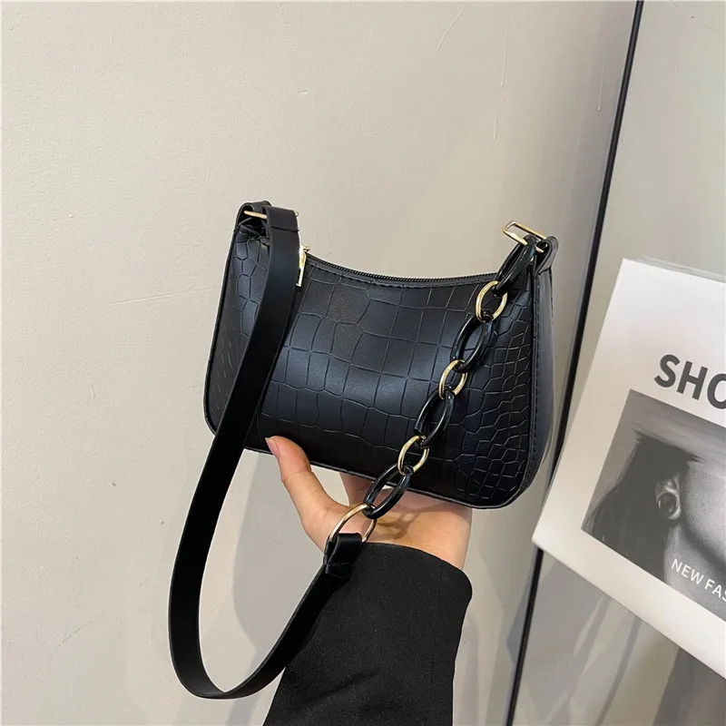 Retro Casual 2024 New Trend Simple Girl Summer Korean Version Foreign Style Texture Chain Single Shoulder Underarm Women's Bag