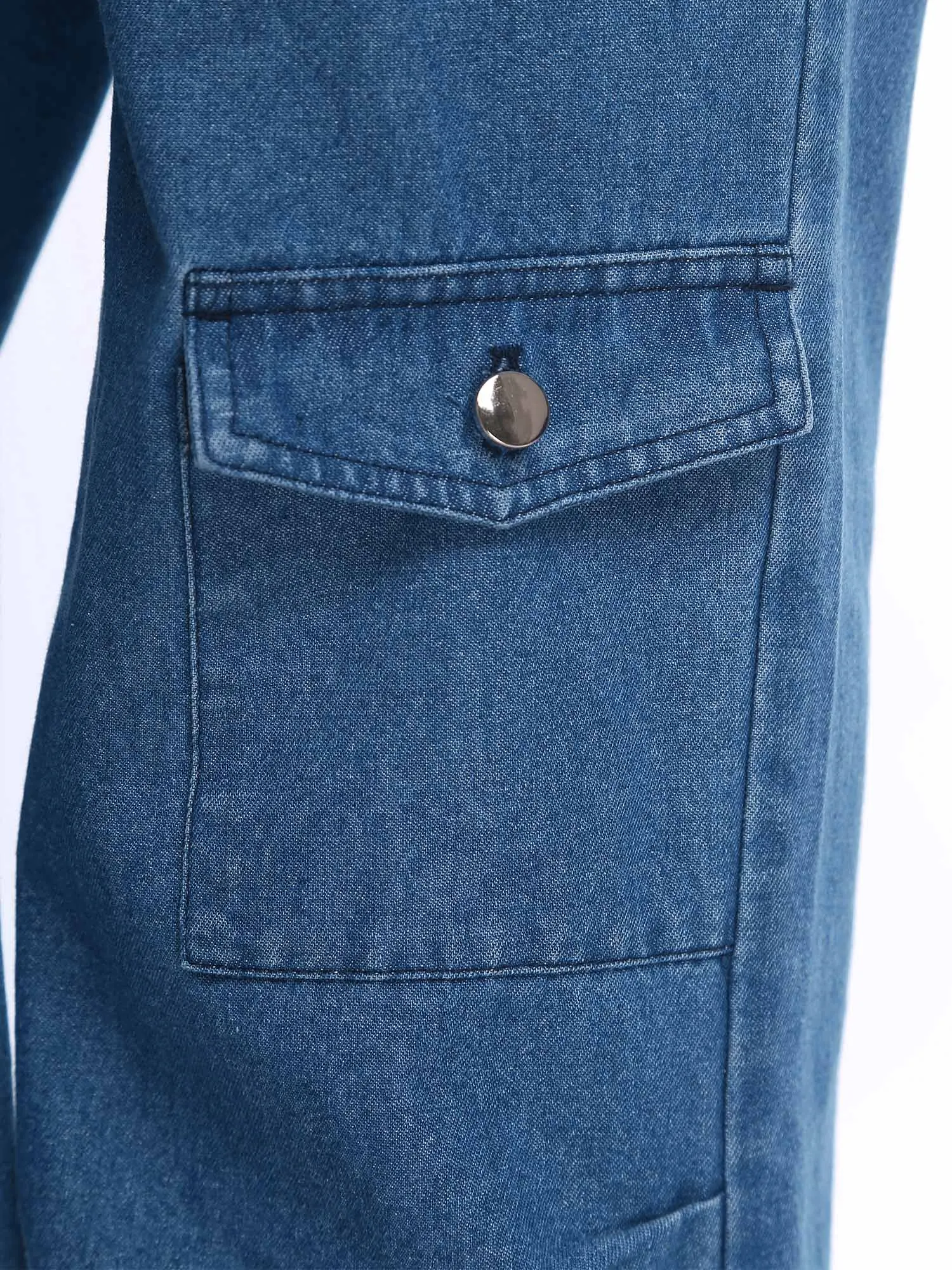 

Premium Maternity Cargo Jeans with Full Over Belly Panel And Multi Pocket Design Stretch Denim for Expectant Mothers Daily Wear