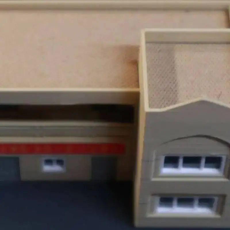 Miniaturowy domek z tworzywa sztucznego do symulacji architektury w skali N, do krajobrazu kolejowego/pejzażu kolejowego/dekoracji w skali 1:150, 1 zestaw