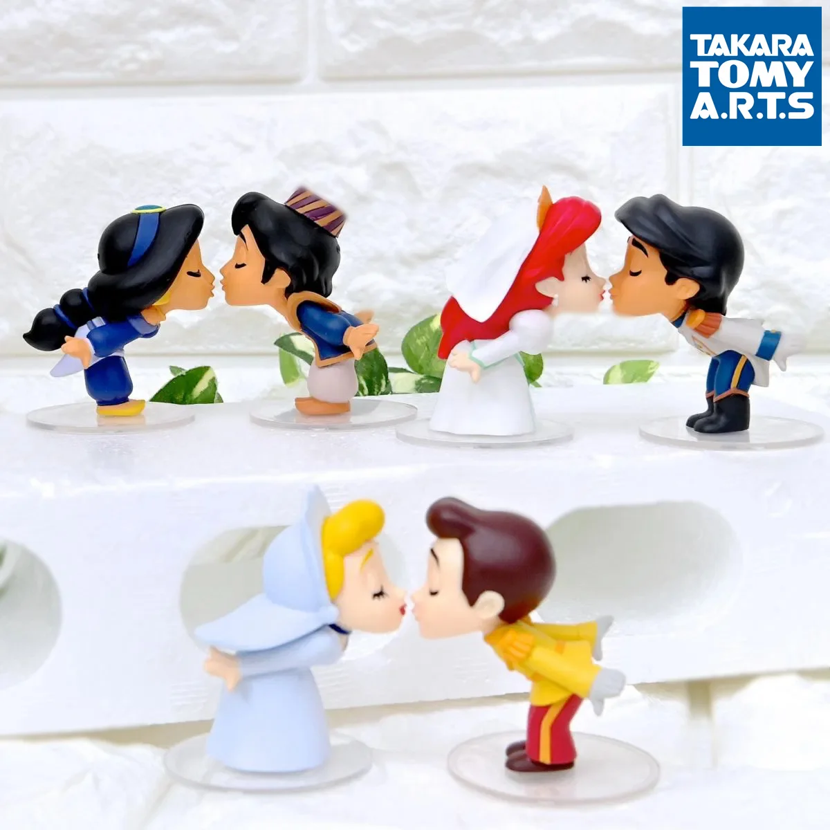 TAKARA TOMY Disney Wedding Kiss Series Ariel Eric Jasmine Aladdin Золушка Фигурка Куклы Игрушки Подарки для детей Капсульные игрушки