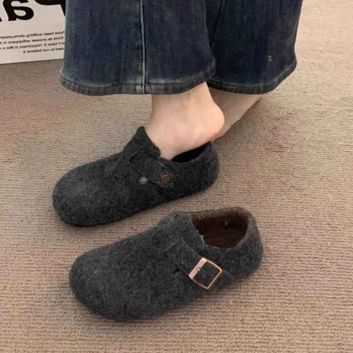 2025 Autumn New French Retro Outerwear Round Head Felt and Velvet Boken Shoes for Women Warm Cotton Scoop Shoes