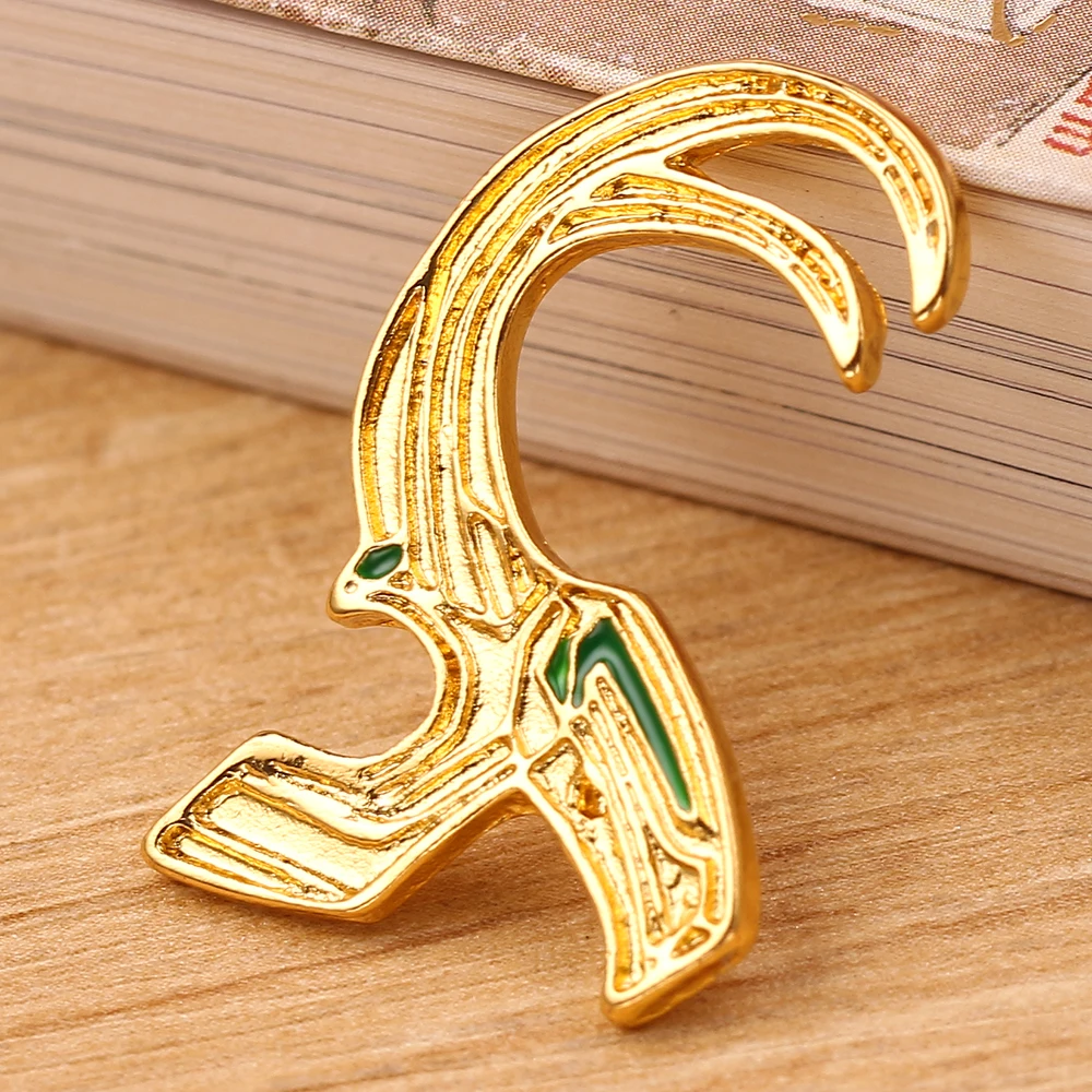 Marvel Movie Thor: Ragnarok Thor Loki Helmet Brooch Cool Badges Fashion Jewelry for Fans Gifts Accessories