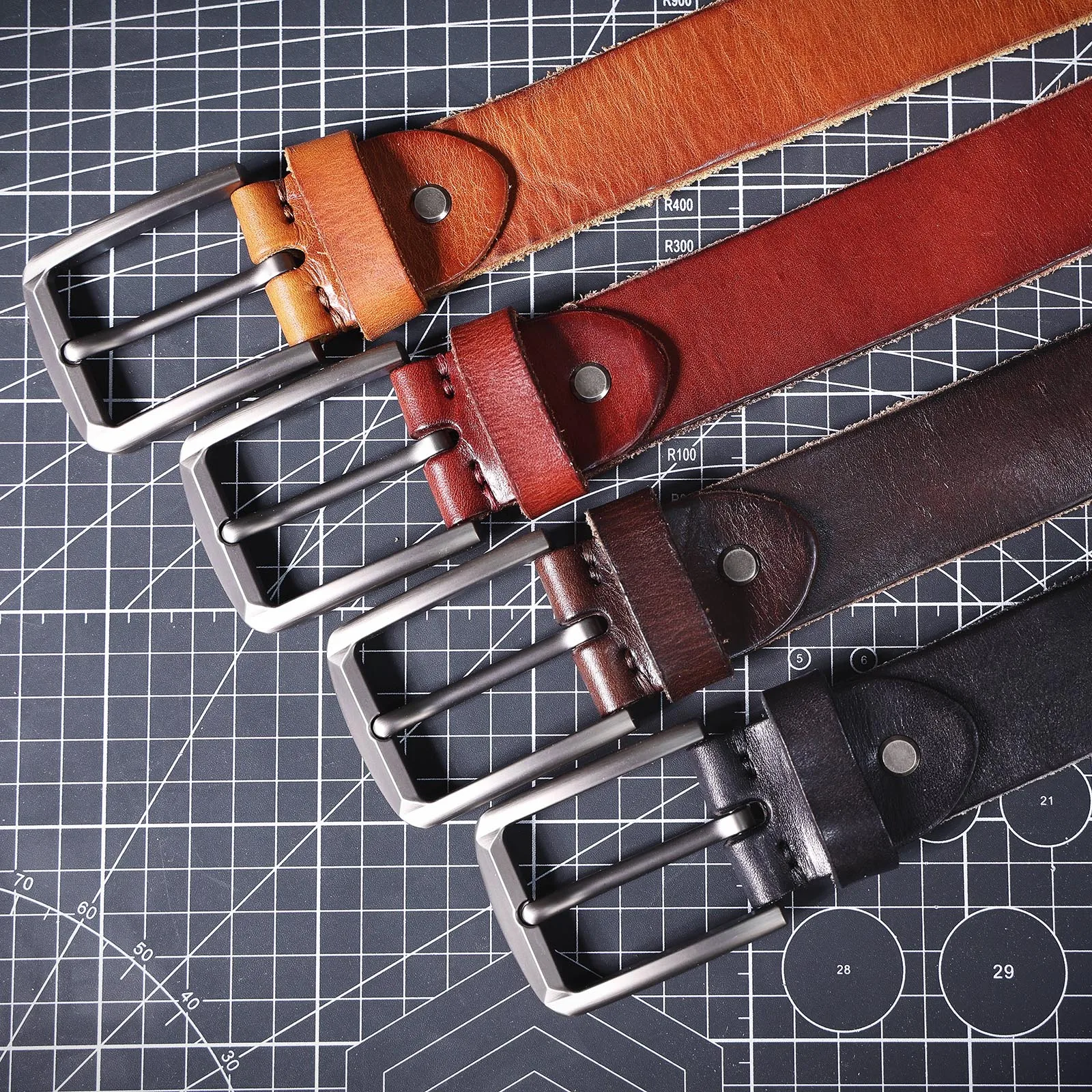 S.WORKER Klassischer Herrengürtel aus echtem Leder mit Dornschließe aus Legierung, Oberschicht aus Rindsleder, Retro-Freizeitgürtel für Jeans mit Geschenkbox – Detail 8