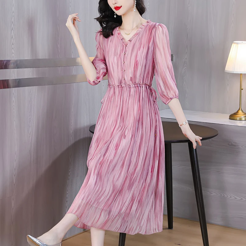 

2023 Women's Silk V-Neck Dress Printed Short Sleeve A-line Dress Loose Large Slim Long Beach Dress Women's Robe